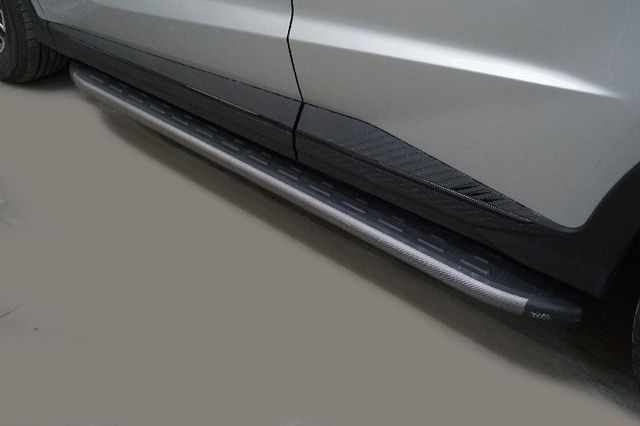 Пороги алюминиевые ТСС с пластиковой накладкой 1720 мм для Jetour X70 Plus 2023-2026 Карбон серые. Артикул JETX70PL23-02GR