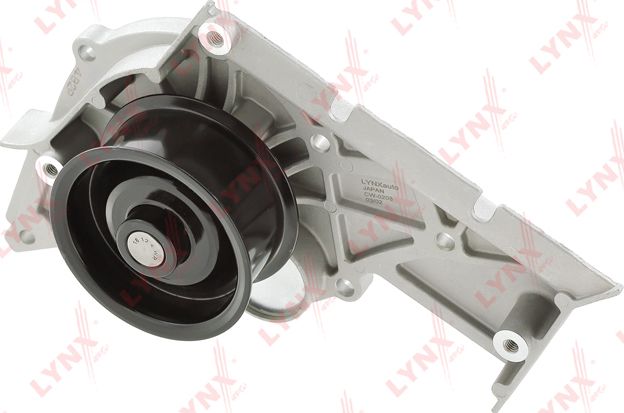 Помпа (водяной насос) LYNXauto. Артикул CW-0208