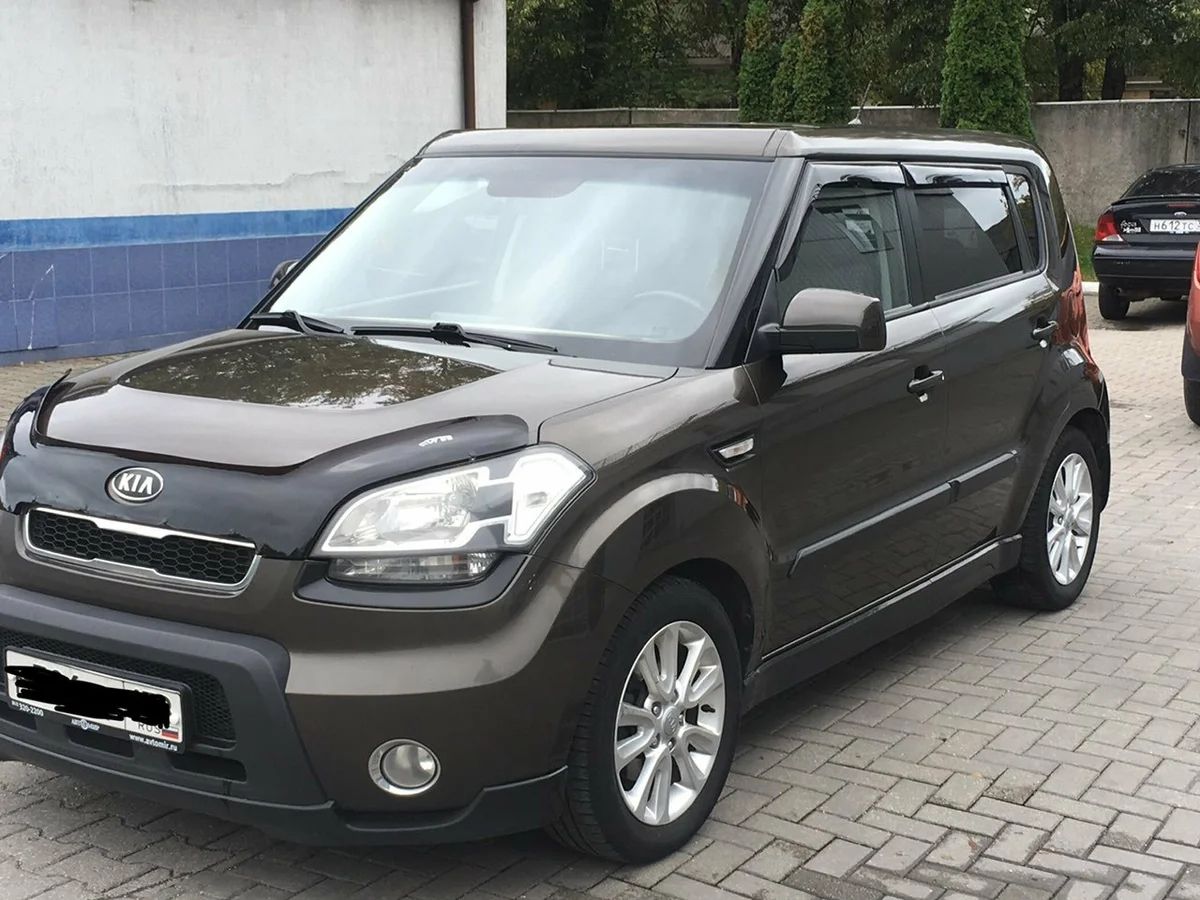 Дефлектор VT52 для капота Kia Soul I 2011-2013. Артикул KA44VT