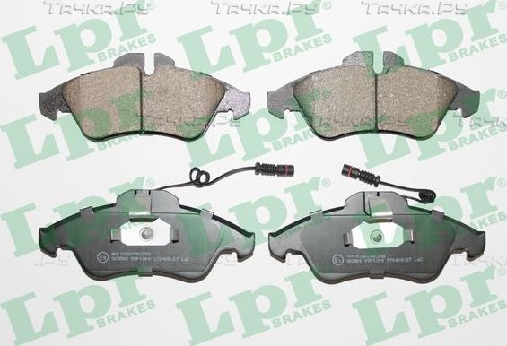 Тормозные колодки LPR передние для Volkswagen LT II 1996-2006. Артикул 05P1304