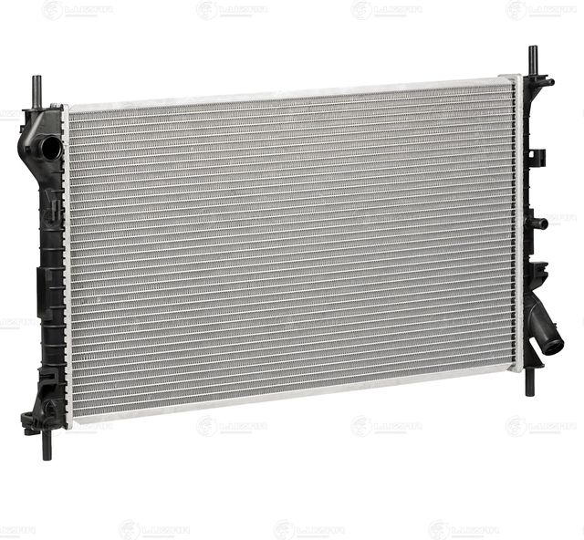 Радиатор охлаждения двигателя Luzar для Ford Tourneo Connect I 2002-2013. Артикул LRc 1001