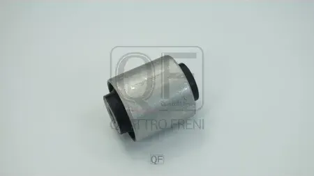 САЙЛЕНТБЛОК РЫЧАГА FR (Quattro Freni). Артикул QF30D00209