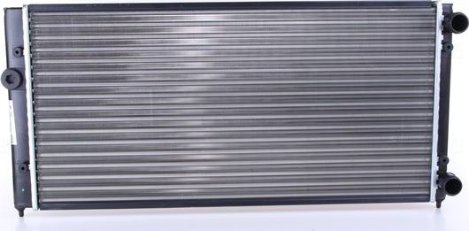 Радиатор охлаждения двигателя Nissens для Volkswagen Golf III 1991-1999. Артикул 651931