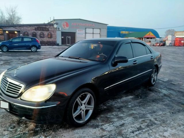 Дефлекторы Cobra Tuning для окон Mercedes-Benz S-Класс 1998-2005 W220. Артикул M32498