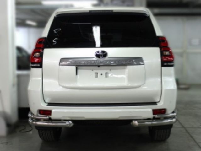 Защита Tamsan заднего бампера d76/42 углы двойные для Toyota Land Cruiser 200 2012-2015. Артикул TRG05DD7642UM.59.46