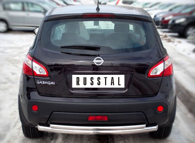 Защита RusStal заднего бампера d63/42 (дуга) для Nissan Qashqai I 2010-2013. Артикул QNZ-000774