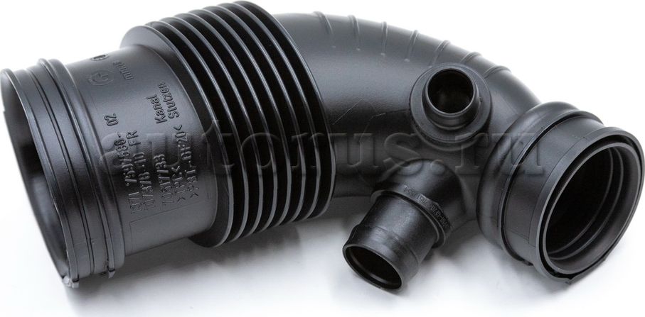 Патрубок интеркулера BMW. Артикул 13717597586