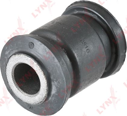 Сайлентблок переднего рычага подвески LYNXauto. Артикул C9677