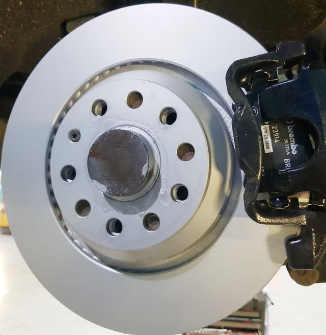 Тормозной диск Textar Pro задний для Audi Q3 II (F3) 2018-2026. Артикул 92140703