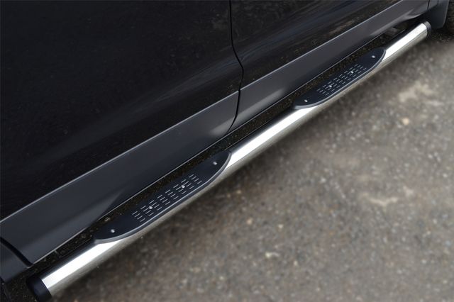 Защита порогов RusStal труба d76 с накладкой (вариант 2) для Ford Kuga II 2013-2016. Артикул FGT-0013812