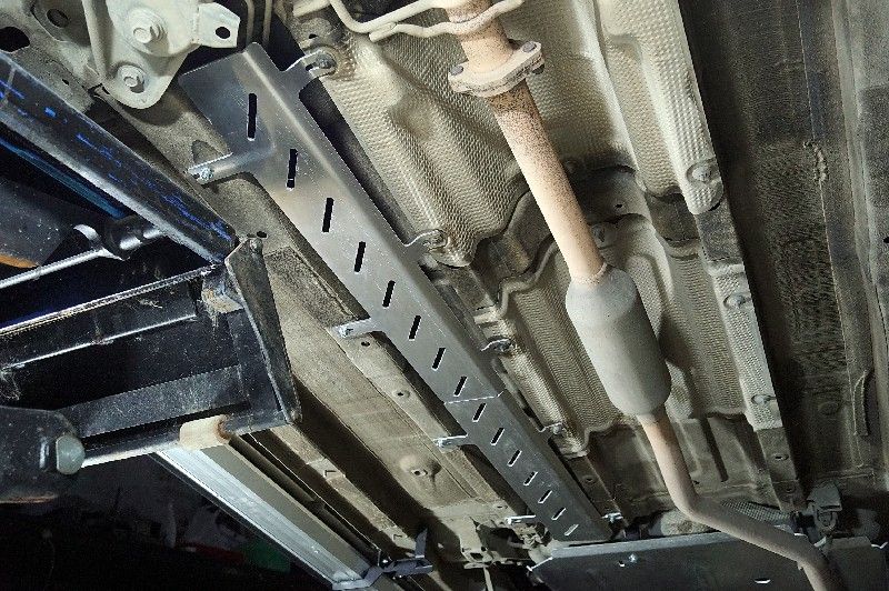 Защита алюминиевая ТСС (4 мм) для топливопровода GAC GS5 2020-2026. Артикул ZKTCC00627