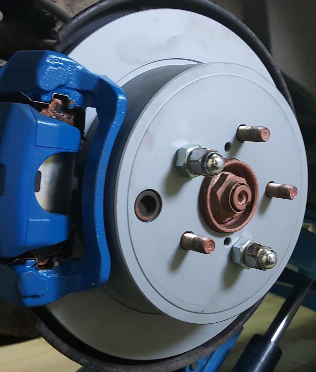 Тормозной диск Zimmermann Coat Z. Артикул 530.2465.20