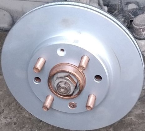 Тормозной диск Textar Pro передний для Daewoo Kalos 2002-2007. Артикул 92133403