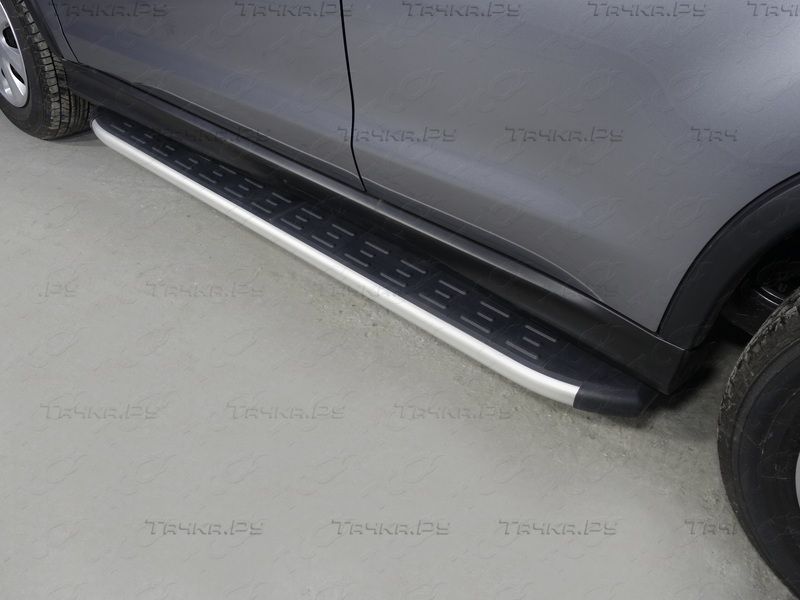 Пороги алюминиевые ТСС с пластиковой накладкой 1720 мм для Mitsubishi ASX I рестайлинг 2,3 2016-2022. Артикул MITSASX17-11AL