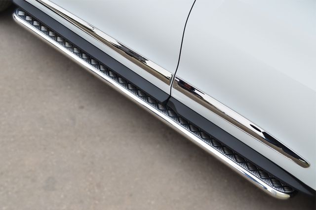 Защита порогов RusStal труба d42 с листом для Infiniti JX 35 2013-2025. Артикул JXL-001463