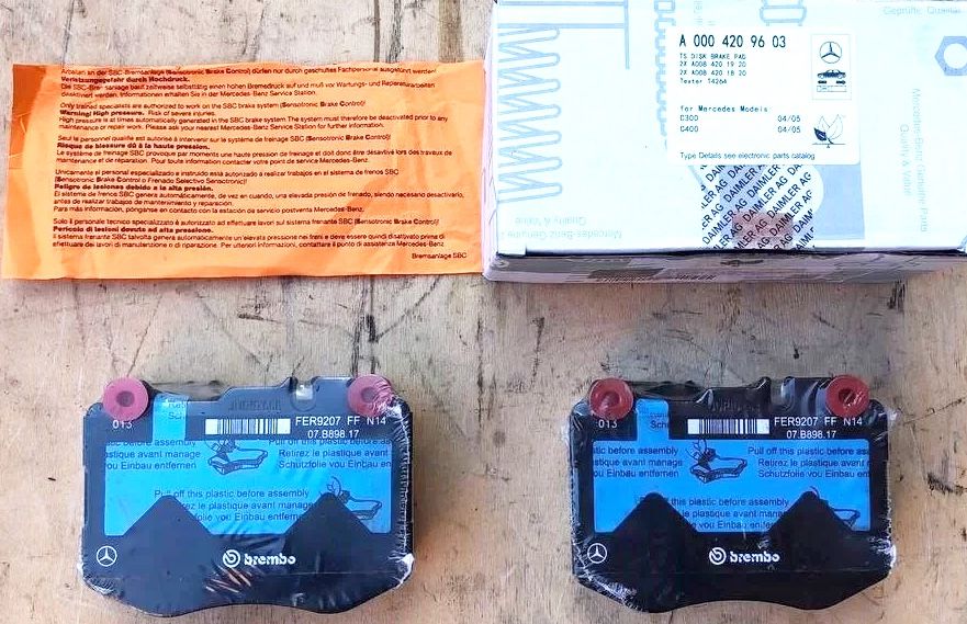 Тормозные колодки Mercedes-Benz. Артикул A0004209603