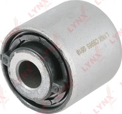 Сайлентблок переднего рычага подвески LYNXauto. Артикул C9986