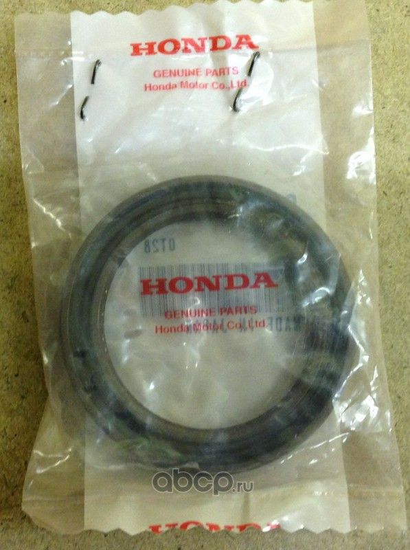 Сальник коленвала Honda. Артикул 91212RNAA01