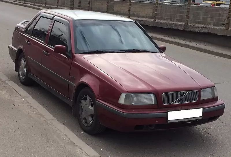 Дефлекторы Cobra Tuning для окон Volvo 460 cедан 1988-1994. Артикул V11788