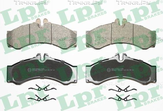 Тормозные колодки LPR. Артикул 05P633