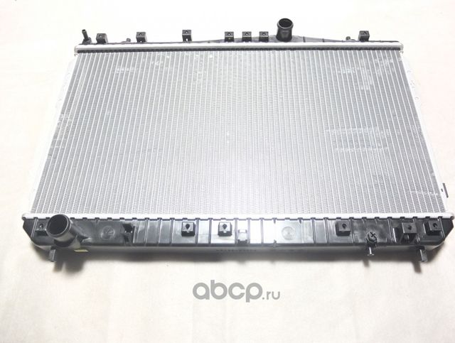 Радиатор охлаждения двигателя General Motors. Артикул 96553422