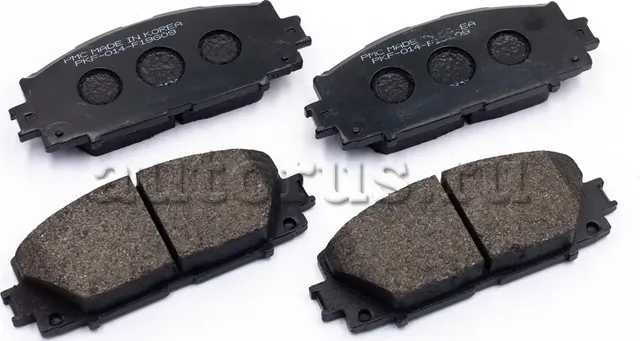 КОЛОДКИ ТОРМОЗНЫЕ ДИСКОВЫЕ TOYOTA Y... (Parts-Mall). Артикул PKF014