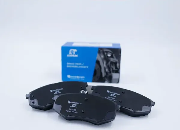 КОЛОДКИ ТОРМОЗНЫЕ ДИСКОВЫЕ ПЕРЕДНИЕ AKNUK HYUNDAI SANTA FE III (DM,DMA Aknuk. Артикул BP1067