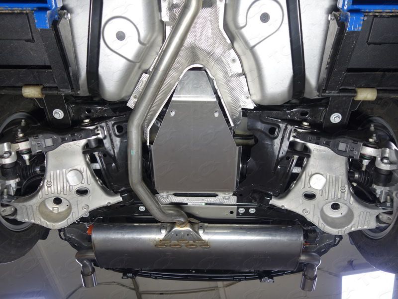 Защита алюминиевая ТСС (4 мм) для дифференциала Land Rover Discovery IV 2015-2019. Артикул ZKTCC00186