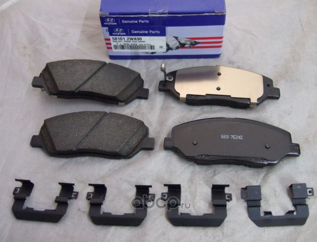 Тормозные колодки Hyundai / KIA. Артикул 581012WA90