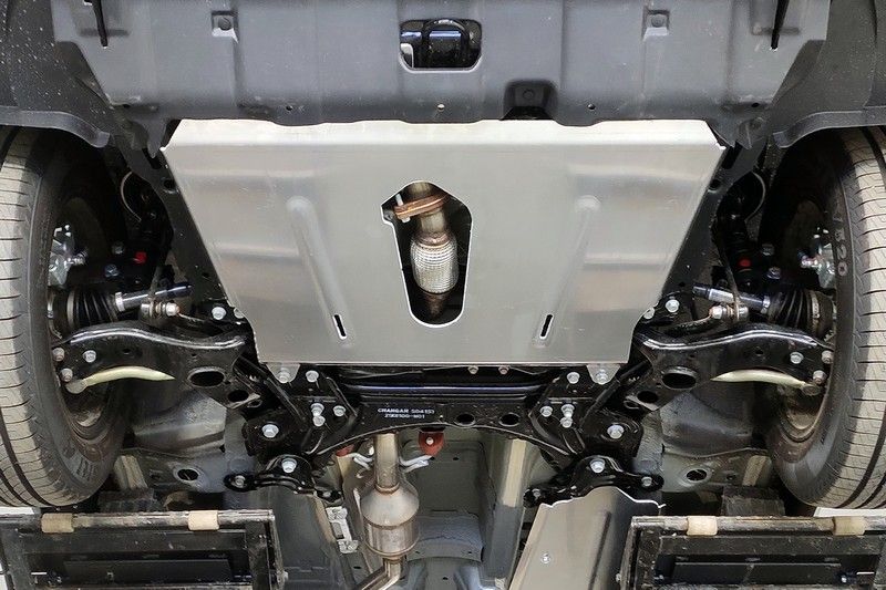 Защита алюминиевая ТСС (4 мм) для картера и КПП Changan CS75 FL 2WD 2020-2026. Артикул ZKTCC00444