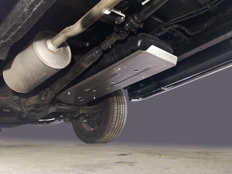 Защита алюминиевая ТСС (4 мм) для бака Foton Tunland G7 2024-2026. Артикул ZKTCC00722