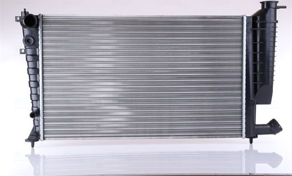 Радиатор охлаждения двигателя Nissens ** FIRST FIT ** для Peugeot 306 1993-2002. Артикул 61317A