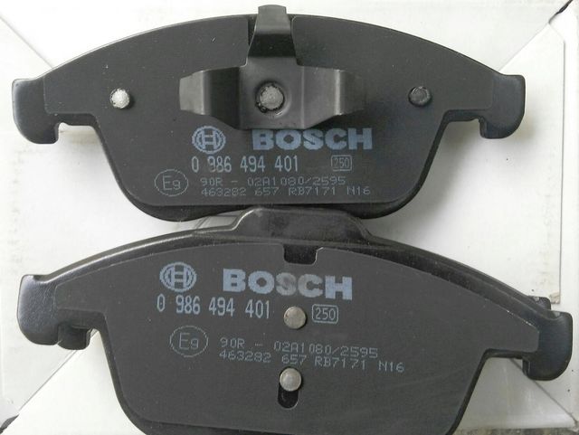 Тормозные колодки Bosch. Артикул 0 986 494 401