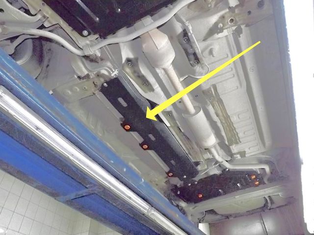 Защита Alfeco для топливопровода Lada Largus 2012-2026. Артикул ALF.28.21