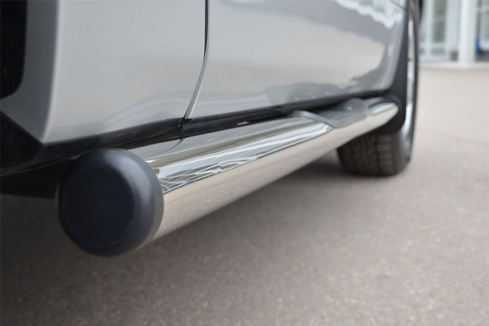 Защита порогов RusStal труба d76 с накладками (вариант 2) для Suzuki Grand Vitara 3-дв. 2012-2015. Артикул SV3T-0011082