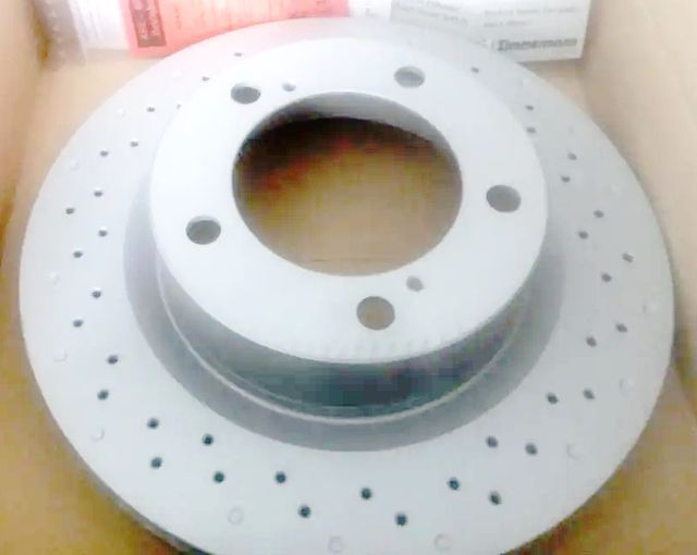 Тормозной диск Zimmermann Sport Coat Z передний для Lexus LX 570 2007-2026. Артикул 590.2816.52