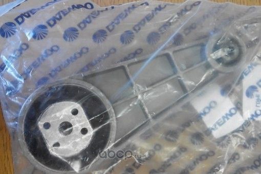 Подушка (опора) двигателя General Motors. Артикул 96852452