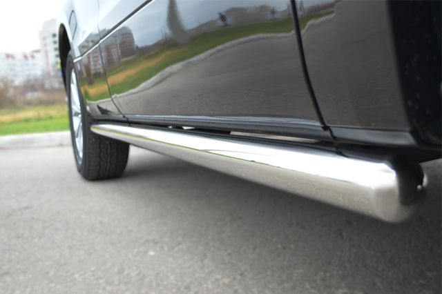 Защита RusStal порогов труба d63 (вариант 3) для Suzuki Grand Vitara 5-дв. 2012-2015. Артикул SVT-0010943