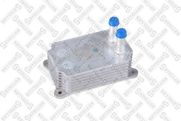 Радиатор масляный (маслоохладитель) для двигателя Stellox. Артикул 10-73028-SX