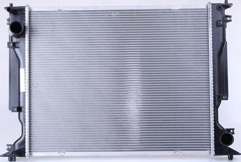 Радиатор охлаждения двигателя Nissens для Lexus IS II 2005-2012. Артикул 646904