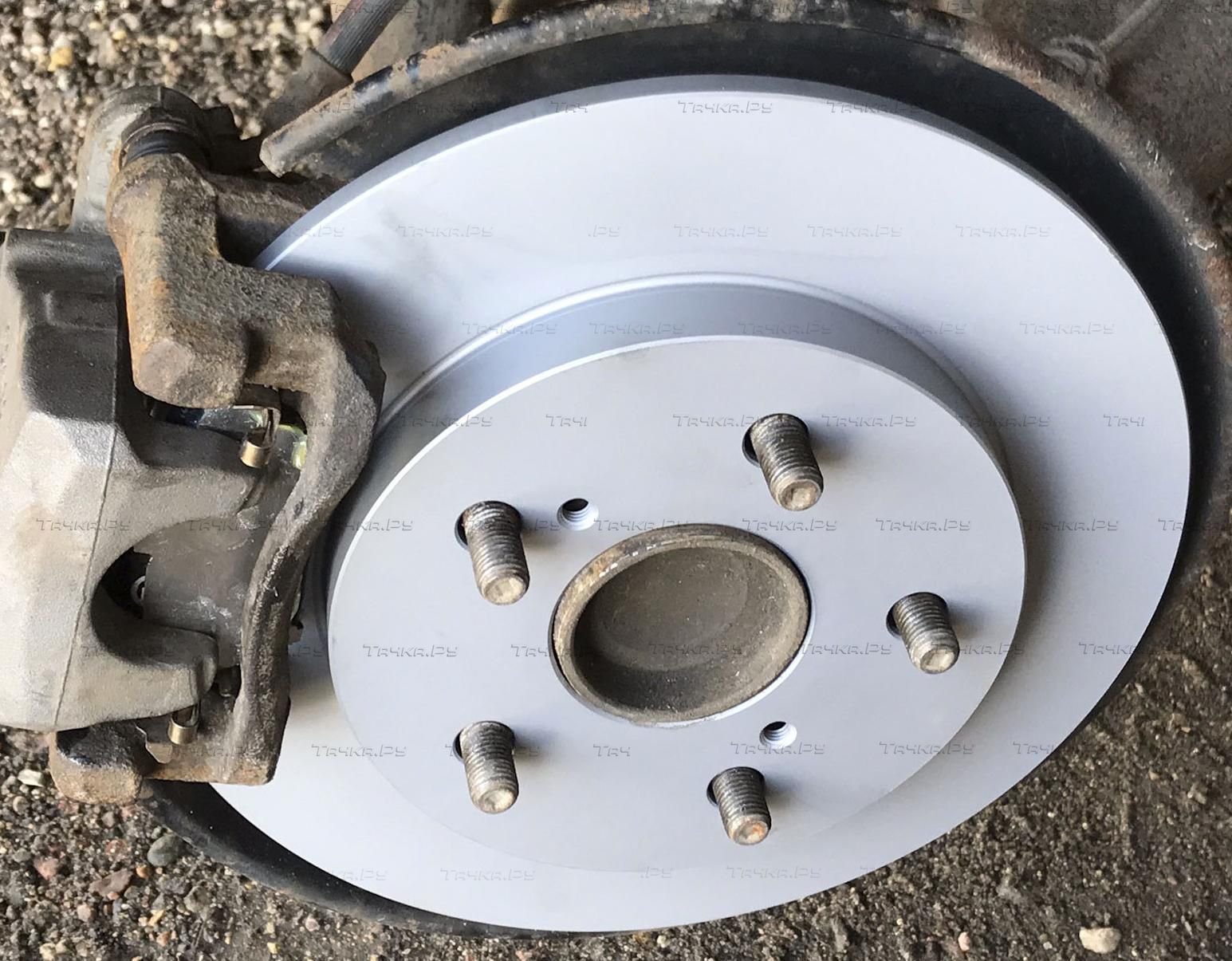 Тормозной диск ATE задний для Toyota Corolla E170, E180 2013-2019. Артикул 24.0109-0155.1