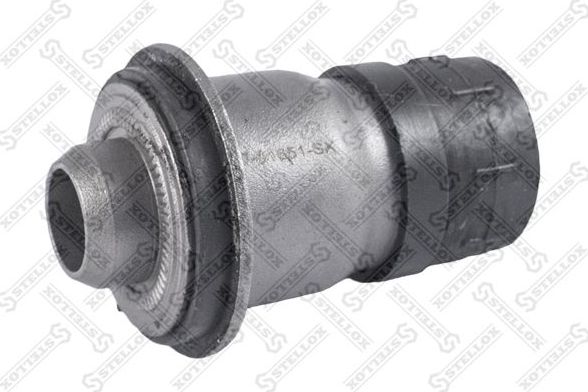 Сайлентблок переднего рычага подвески Stellox. Артикул 77-01651-SX