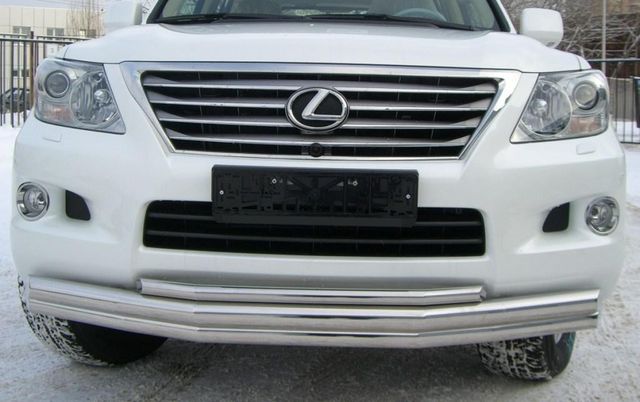 Защита RusStal переднего бампера d70/70/42 (секции) для Lexus LX 570 2007-2012. Артикул LLZ-000267