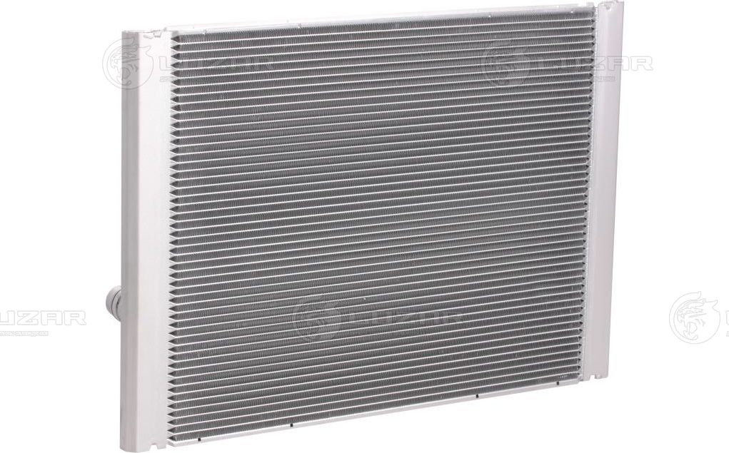 Радиатор охлаждения двигателя Luzar для BMW 7 IV (E65/E66) 2001-2008. Артикул LRc 26109