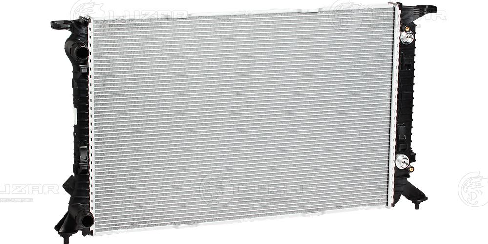 Радиатор охлаждения двигателя Luzar для Audi A4 IV (B8) 2007-2015. Артикул LRc 18180