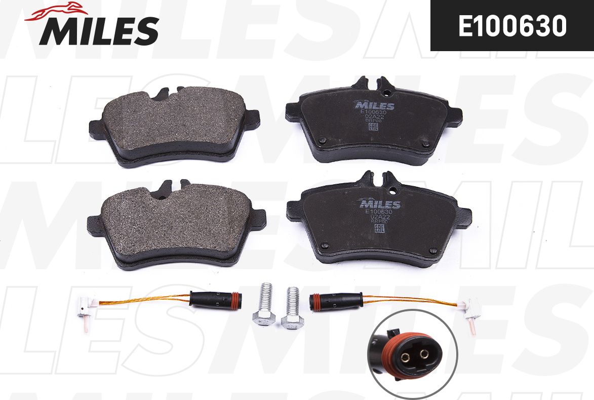 Тормозные колодки Miles (Semi-Metallic). Артикул E100630