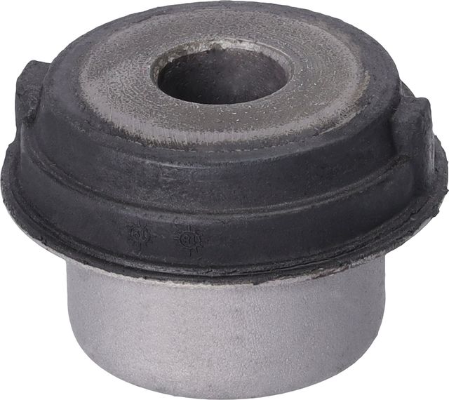 Сайлентблок переднего рычага подвески SWAG нижний для Mercedes-Benz E-Класс II (W210, S210) 1995-2003. Артикул 10 60 0032
