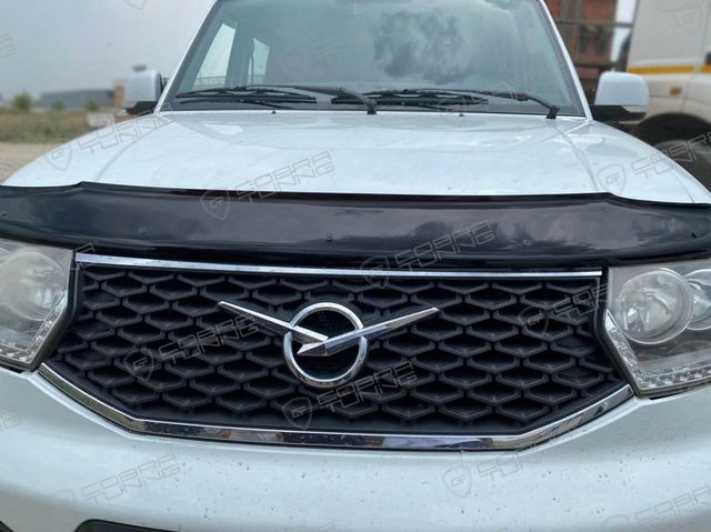 Дефлектор Cobra Tuning для капота УАЗ Patriot/Patriot Sport 2005-2025. Артикул DK068