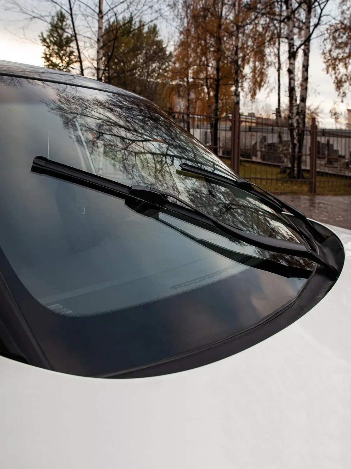 ЩЕТКА СО AV-155Y 43СМ17 БЕСКАРКАСНАЯ AUTOVIRAZH. Артикул AV001715