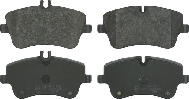 Тормозные колодки SWAG передние для Mercedes-Benz C-Класс II (W203, CL203) 2000-2008. Артикул 10 91 6378